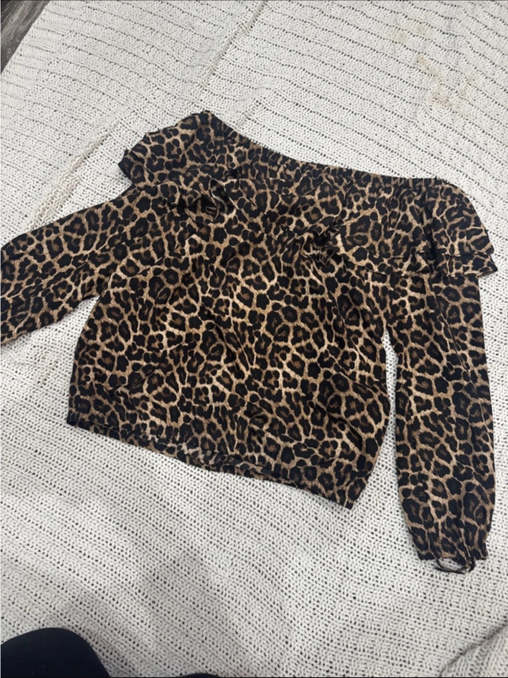 MICHAEL Michael Kors Leopard Print Off-Shoulder Sweater - Black & Brown